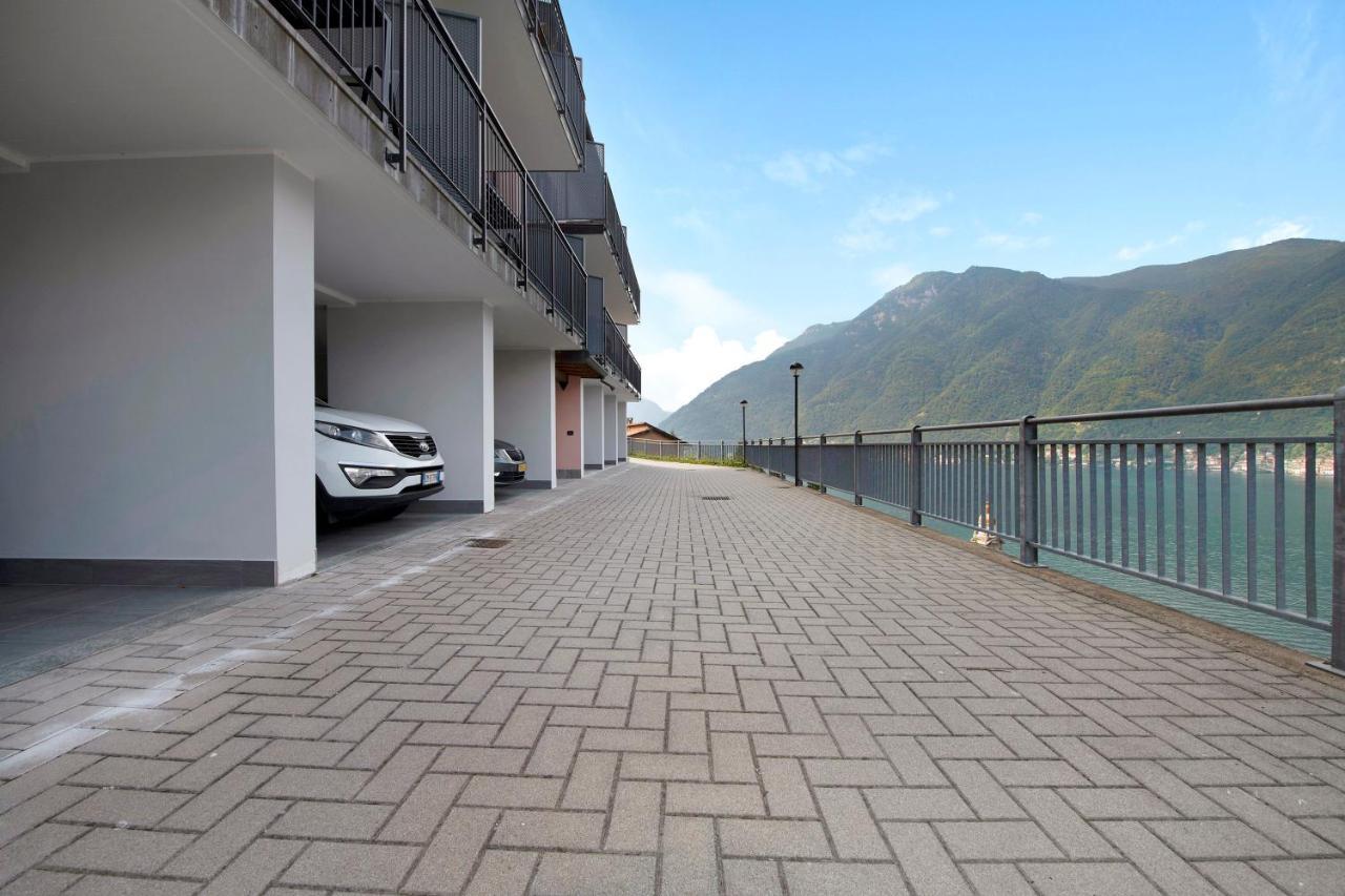 Apartment 4 *
